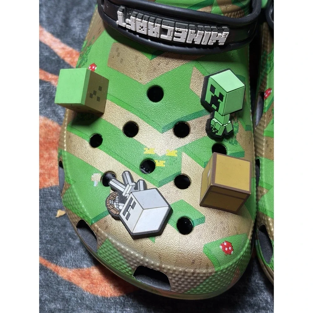 Crocs Minecraft Camo Green Brown Black Clog Sandals Men's 11 With Charms